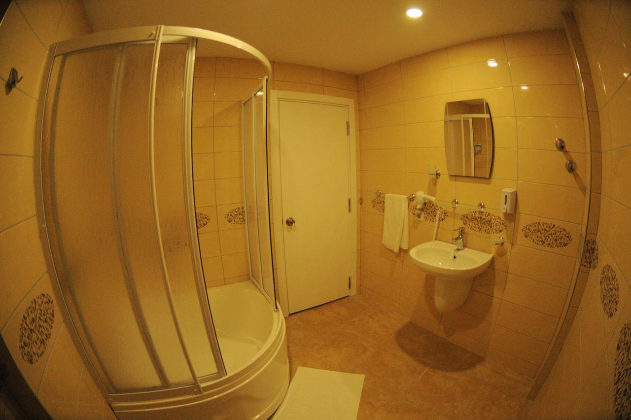 Maykon Hotel Civril  Стая снимка